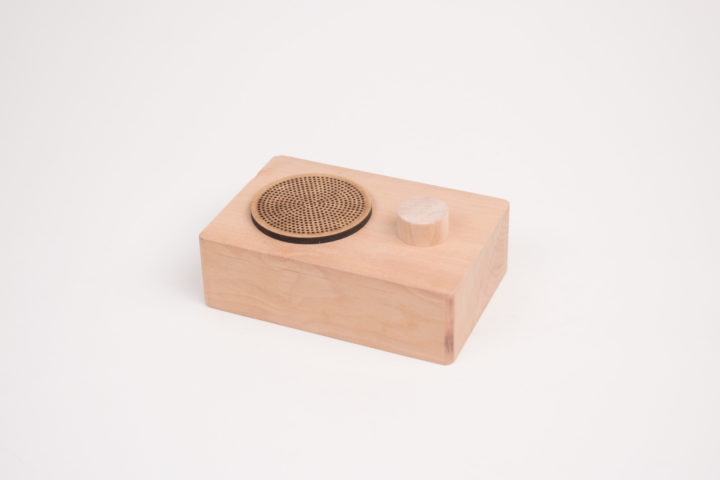 radio model wood new shape
